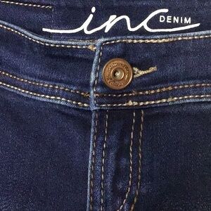 sac850👖INC Boot Leg Curvy Fit Long Size 4 Women's Dark Blue Jeans